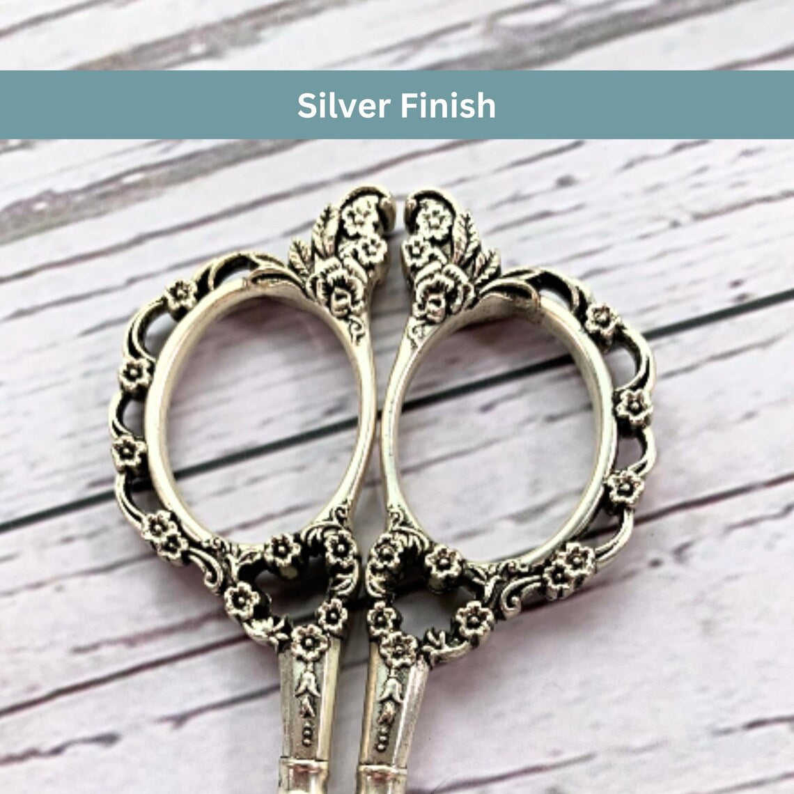 Ciseaux à broder à motif floral